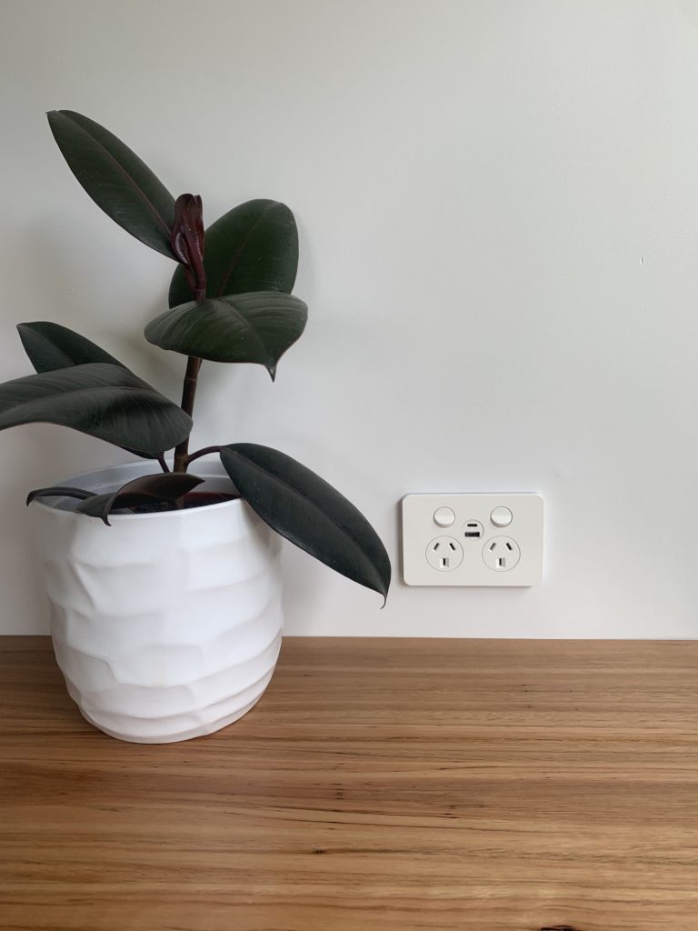 USB Socket Installation